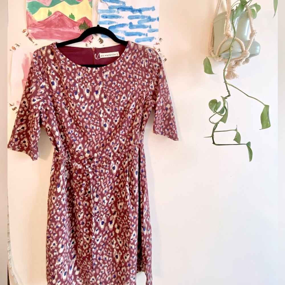 Maroon patterned women’s midi dress